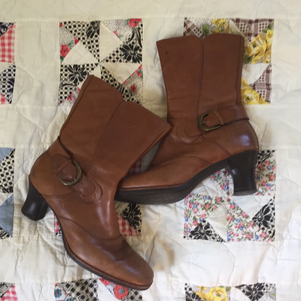 Brown leather Clarks high heeled boot